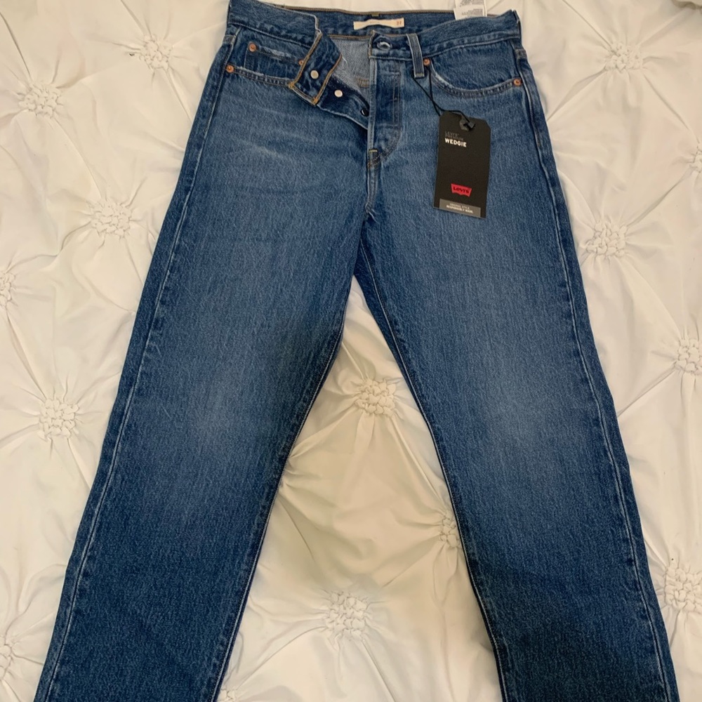 Levi’s Wedgie Fit Jeans